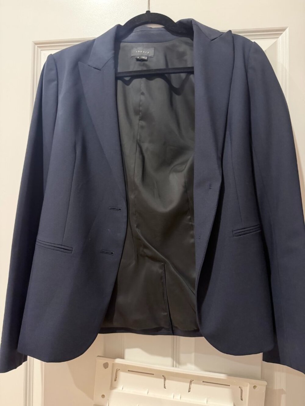 Theory Navy Single Button Blazer Size 6 Like New